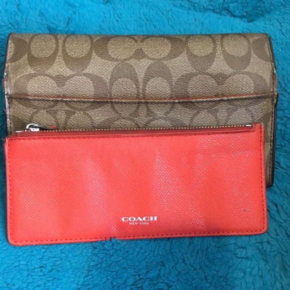Coach orange Peyton envelope wallet - Picture 8 of 9
